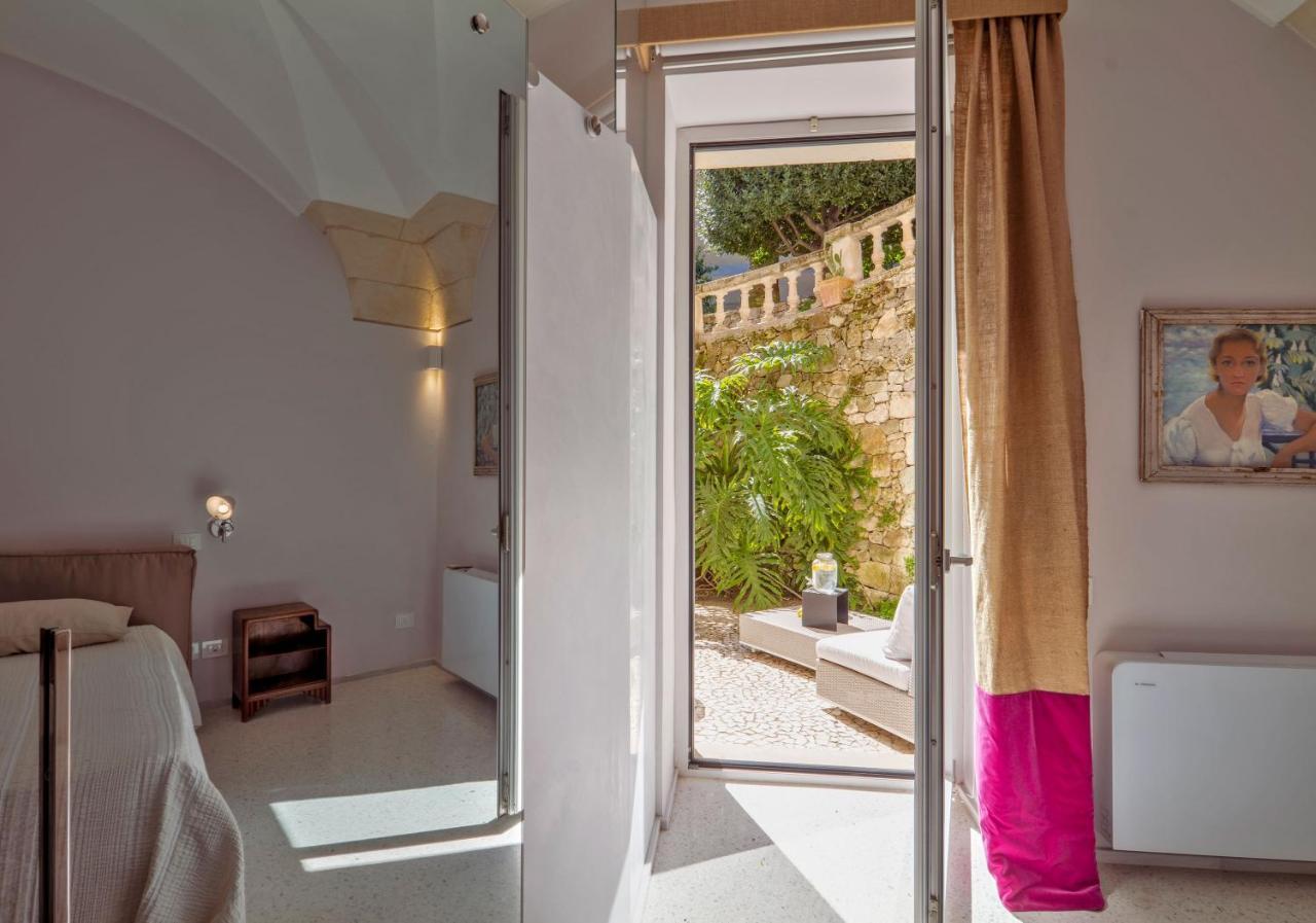 Dimora Storica Muratore Bed & Breakfast 3*